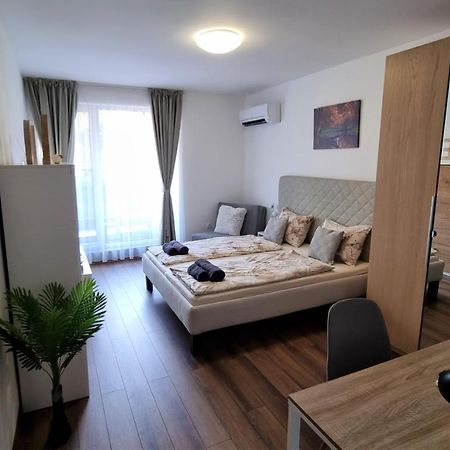 Luxury Quiet Apartment In The City Center 플로브디프 외부 사진
